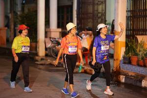 BIB: 3749, 3232, 3200
                            <button type="button" onclick="openModal(26246496)" class="btn btn-primary btn-sm float-right btn-popup" data-toggle="modal" data-target=".modal-high-quality">
                        <i class="fas fa-shopping-cart"></i> Add to Cart
                    </button>
                                            <button type="button" onclick="isThisMe(26246496, true)" class="btn btn-success btn-sm float-right btn-popup btn-isme hidden" data-toggle="tooltip" data-placement="bottom" title="นี่คือรูปของคุณใช่ไหม คลิกที่นี่เพื่อเอาเข้าอัลบั้ม">
                        <i class="fas fa-plus"></i> Add to album
                    </button>
                    <button type="button" onclick="isThisMe(26246496, false)" class="btn btn-warning btn-sm float-right btn-popup btn-isnotme hidden">
                        <i class="fas fa-ban"></i> Remove from album
                    </button>