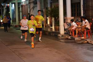 BIB: 3189
                            <button type="button" onclick="openModal(26239983)" class="btn btn-primary btn-sm float-right btn-popup" data-toggle="modal" data-target=".modal-high-quality">
                        <i class="fas fa-shopping-cart"></i> Add to Cart
                    </button>
                                            <button type="button" onclick="isThisMe(26239983, true)" class="btn btn-success btn-sm float-right btn-popup btn-isme hidden" data-toggle="tooltip" data-placement="bottom" title="นี่คือรูปของคุณใช่ไหม คลิกที่นี่เพื่อเอาเข้าอัลบั้ม">
                        <i class="fas fa-plus"></i> Add to album
                    </button>
                    <button type="button" onclick="isThisMe(26239983, false)" class="btn btn-warning btn-sm float-right btn-popup btn-isnotme hidden">
                        <i class="fas fa-ban"></i> Remove from album
                    </button>