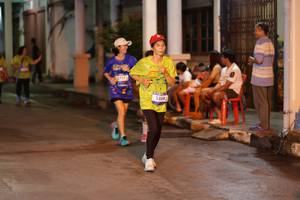 BIB: 3358
                            <button type="button" onclick="openModal(26240226)" class="btn btn-primary btn-sm float-right btn-popup" data-toggle="modal" data-target=".modal-high-quality">
                        <i class="fas fa-shopping-cart"></i> Add to Cart
                    </button>
                                            <button type="button" onclick="isThisMe(26240226, true)" class="btn btn-success btn-sm float-right btn-popup btn-isme hidden" data-toggle="tooltip" data-placement="bottom" title="นี่คือรูปของคุณใช่ไหม คลิกที่นี่เพื่อเอาเข้าอัลบั้ม">
                        <i class="fas fa-plus"></i> Add to album
                    </button>
                    <button type="button" onclick="isThisMe(26240226, false)" class="btn btn-warning btn-sm float-right btn-popup btn-isnotme hidden">
                        <i class="fas fa-ban"></i> Remove from album
                    </button>