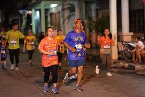 BIB: 4729
                            <button type="button" onclick="openModal(26243141)" class="btn btn-primary btn-sm float-right btn-popup" data-toggle="modal" data-target=".modal-high-quality">
                        <i class="fas fa-shopping-cart"></i> Add to Cart
                    </button>
                                            <button type="button" onclick="isThisMe(26243141, true)" class="btn btn-success btn-sm float-right btn-popup btn-isme hidden" data-toggle="tooltip" data-placement="bottom" title="นี่คือรูปของคุณใช่ไหม คลิกที่นี่เพื่อเอาเข้าอัลบั้ม">
                        <i class="fas fa-plus"></i> Add to album
                    </button>
                    <button type="button" onclick="isThisMe(26243141, false)" class="btn btn-warning btn-sm float-right btn-popup btn-isnotme hidden">
                        <i class="fas fa-ban"></i> Remove from album
                    </button>