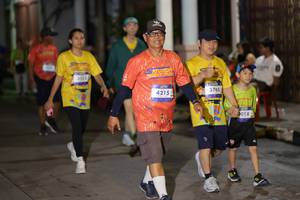 BIB: 3302, 4215, 3765, 3018
                            <button type="button" onclick="openModal(26247704)" class="btn btn-primary btn-sm float-right btn-popup" data-toggle="modal" data-target=".modal-high-quality">
                        <i class="fas fa-shopping-cart"></i> Add to Cart
                    </button>
                                            <button type="button" onclick="isThisMe(26247704, true)" class="btn btn-success btn-sm float-right btn-popup btn-isme hidden" data-toggle="tooltip" data-placement="bottom" title="นี่คือรูปของคุณใช่ไหม คลิกที่นี่เพื่อเอาเข้าอัลบั้ม">
                        <i class="fas fa-plus"></i> Add to album
                    </button>
                    <button type="button" onclick="isThisMe(26247704, false)" class="btn btn-warning btn-sm float-right btn-popup btn-isnotme hidden">
                        <i class="fas fa-ban"></i> Remove from album
                    </button>