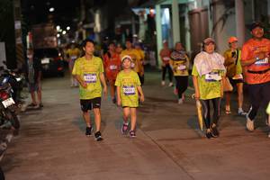 BIB: 4298, 3636, 3033
                            <button type="button" onclick="openModal(26242408)" class="btn btn-primary btn-sm float-right btn-popup" data-toggle="modal" data-target=".modal-high-quality">
                        <i class="fas fa-shopping-cart"></i> Add to Cart
                    </button>
                                            <button type="button" onclick="isThisMe(26242408, true)" class="btn btn-success btn-sm float-right btn-popup btn-isme hidden" data-toggle="tooltip" data-placement="bottom" title="นี่คือรูปของคุณใช่ไหม คลิกที่นี่เพื่อเอาเข้าอัลบั้ม">
                        <i class="fas fa-plus"></i> Add to album
                    </button>
                    <button type="button" onclick="isThisMe(26242408, false)" class="btn btn-warning btn-sm float-right btn-popup btn-isnotme hidden">
                        <i class="fas fa-ban"></i> Remove from album
                    </button>