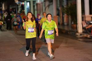 BIB: 3132, 3247
                            <button type="button" onclick="openModal(26246743)" class="btn btn-primary btn-sm float-right btn-popup" data-toggle="modal" data-target=".modal-high-quality">
                        <i class="fas fa-shopping-cart"></i> Add to Cart
                    </button>
                                            <button type="button" onclick="isThisMe(26246743, true)" class="btn btn-success btn-sm float-right btn-popup btn-isme hidden" data-toggle="tooltip" data-placement="bottom" title="นี่คือรูปของคุณใช่ไหม คลิกที่นี่เพื่อเอาเข้าอัลบั้ม">
                        <i class="fas fa-plus"></i> Add to album
                    </button>
                    <button type="button" onclick="isThisMe(26246743, false)" class="btn btn-warning btn-sm float-right btn-popup btn-isnotme hidden">
                        <i class="fas fa-ban"></i> Remove from album
                    </button>