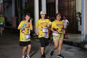 BIB: 3590, 4100
                            <button type="button" onclick="openModal(26247558)" class="btn btn-primary btn-sm float-right btn-popup" data-toggle="modal" data-target=".modal-high-quality">
                        <i class="fas fa-shopping-cart"></i> Add to Cart
                    </button>
                                            <button type="button" onclick="isThisMe(26247558, true)" class="btn btn-success btn-sm float-right btn-popup btn-isme hidden" data-toggle="tooltip" data-placement="bottom" title="นี่คือรูปของคุณใช่ไหม คลิกที่นี่เพื่อเอาเข้าอัลบั้ม">
                        <i class="fas fa-plus"></i> Add to album
                    </button>
                    <button type="button" onclick="isThisMe(26247558, false)" class="btn btn-warning btn-sm float-right btn-popup btn-isnotme hidden">
                        <i class="fas fa-ban"></i> Remove from album
                    </button>