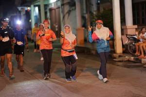 BIB: 5427
                            <button type="button" onclick="openModal(26246098)" class="btn btn-primary btn-sm float-right btn-popup" data-toggle="modal" data-target=".modal-high-quality">
                        <i class="fas fa-shopping-cart"></i> Add to Cart
                    </button>
                                            <button type="button" onclick="isThisMe(26246098, true)" class="btn btn-success btn-sm float-right btn-popup btn-isme hidden" data-toggle="tooltip" data-placement="bottom" title="นี่คือรูปของคุณใช่ไหม คลิกที่นี่เพื่อเอาเข้าอัลบั้ม">
                        <i class="fas fa-plus"></i> Add to album
                    </button>
                    <button type="button" onclick="isThisMe(26246098, false)" class="btn btn-warning btn-sm float-right btn-popup btn-isnotme hidden">
                        <i class="fas fa-ban"></i> Remove from album
                    </button>