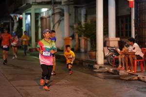 BIB: 3194
                            <button type="button" onclick="openModal(26239045)" class="btn btn-primary btn-sm float-right btn-popup" data-toggle="modal" data-target=".modal-high-quality">
                        <i class="fas fa-shopping-cart"></i> Add to Cart
                    </button>
                                            <button type="button" onclick="isThisMe(26239045, true)" class="btn btn-success btn-sm float-right btn-popup btn-isme hidden" data-toggle="tooltip" data-placement="bottom" title="นี่คือรูปของคุณใช่ไหม คลิกที่นี่เพื่อเอาเข้าอัลบั้ม">
                        <i class="fas fa-plus"></i> Add to album
                    </button>
                    <button type="button" onclick="isThisMe(26239045, false)" class="btn btn-warning btn-sm float-right btn-popup btn-isnotme hidden">
                        <i class="fas fa-ban"></i> Remove from album
                    </button>