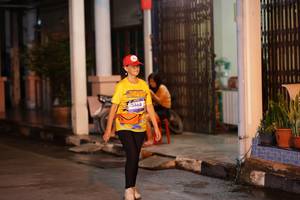 BIB: 3468
                            <button type="button" onclick="openModal(26248825)" class="btn btn-primary btn-sm float-right btn-popup" data-toggle="modal" data-target=".modal-high-quality">
                        <i class="fas fa-shopping-cart"></i> Add to Cart
                    </button>
                                            <button type="button" onclick="isThisMe(26248825, true)" class="btn btn-success btn-sm float-right btn-popup btn-isme hidden" data-toggle="tooltip" data-placement="bottom" title="นี่คือรูปของคุณใช่ไหม คลิกที่นี่เพื่อเอาเข้าอัลบั้ม">
                        <i class="fas fa-plus"></i> Add to album
                    </button>
                    <button type="button" onclick="isThisMe(26248825, false)" class="btn btn-warning btn-sm float-right btn-popup btn-isnotme hidden">
                        <i class="fas fa-ban"></i> Remove from album
                    </button>