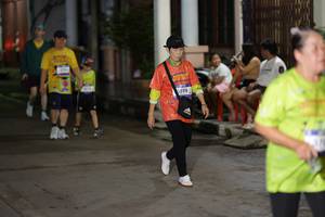 BIB: 0598
                            <button type="button" onclick="openModal(26247697)" class="btn btn-primary btn-sm float-right btn-popup" data-toggle="modal" data-target=".modal-high-quality">
                        <i class="fas fa-shopping-cart"></i> Add to Cart
                    </button>
                                            <button type="button" onclick="isThisMe(26247697, true)" class="btn btn-success btn-sm float-right btn-popup btn-isme hidden" data-toggle="tooltip" data-placement="bottom" title="นี่คือรูปของคุณใช่ไหม คลิกที่นี่เพื่อเอาเข้าอัลบั้ม">
                        <i class="fas fa-plus"></i> Add to album
                    </button>
                    <button type="button" onclick="isThisMe(26247697, false)" class="btn btn-warning btn-sm float-right btn-popup btn-isnotme hidden">
                        <i class="fas fa-ban"></i> Remove from album
                    </button>