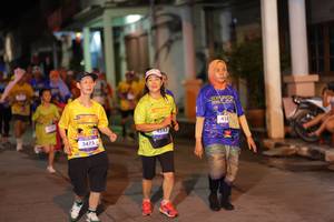 BIB: 4545, 3475, 418
                            <button type="button" onclick="openModal(26243752)" class="btn btn-primary btn-sm float-right btn-popup" data-toggle="modal" data-target=".modal-high-quality">
                        <i class="fas fa-shopping-cart"></i> Add to Cart
                    </button>
                                            <button type="button" onclick="isThisMe(26243752, true)" class="btn btn-success btn-sm float-right btn-popup btn-isme hidden" data-toggle="tooltip" data-placement="bottom" title="นี่คือรูปของคุณใช่ไหม คลิกที่นี่เพื่อเอาเข้าอัลบั้ม">
                        <i class="fas fa-plus"></i> Add to album
                    </button>
                    <button type="button" onclick="isThisMe(26243752, false)" class="btn btn-warning btn-sm float-right btn-popup btn-isnotme hidden">
                        <i class="fas fa-ban"></i> Remove from album
                    </button>