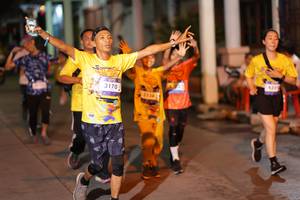 BIB: 4359, 3170, 3528
                            <button type="button" onclick="openModal(26239714)" class="btn btn-primary btn-sm float-right btn-popup" data-toggle="modal" data-target=".modal-high-quality">
                        <i class="fas fa-shopping-cart"></i> Add to Cart
                    </button>
                                            <button type="button" onclick="isThisMe(26239714, true)" class="btn btn-success btn-sm float-right btn-popup btn-isme hidden" data-toggle="tooltip" data-placement="bottom" title="นี่คือรูปของคุณใช่ไหม คลิกที่นี่เพื่อเอาเข้าอัลบั้ม">
                        <i class="fas fa-plus"></i> Add to album
                    </button>
                    <button type="button" onclick="isThisMe(26239714, false)" class="btn btn-warning btn-sm float-right btn-popup btn-isnotme hidden">
                        <i class="fas fa-ban"></i> Remove from album
                    </button>