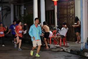 BIB: 340
                            <button type="button" onclick="openModal(26247319)" class="btn btn-primary btn-sm float-right btn-popup" data-toggle="modal" data-target=".modal-high-quality">
                        <i class="fas fa-shopping-cart"></i> Add to Cart
                    </button>
                                            <button type="button" onclick="isThisMe(26247319, true)" class="btn btn-success btn-sm float-right btn-popup btn-isme hidden" data-toggle="tooltip" data-placement="bottom" title="นี่คือรูปของคุณใช่ไหม คลิกที่นี่เพื่อเอาเข้าอัลบั้ม">
                        <i class="fas fa-plus"></i> Add to album
                    </button>
                    <button type="button" onclick="isThisMe(26247319, false)" class="btn btn-warning btn-sm float-right btn-popup btn-isnotme hidden">
                        <i class="fas fa-ban"></i> Remove from album
                    </button>