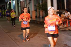 BIB: 4803
                            <button type="button" onclick="openModal(26239597)" class="btn btn-primary btn-sm float-right btn-popup" data-toggle="modal" data-target=".modal-high-quality">
                        <i class="fas fa-shopping-cart"></i> Add to Cart
                    </button>
                                            <button type="button" onclick="isThisMe(26239597, true)" class="btn btn-success btn-sm float-right btn-popup btn-isme hidden" data-toggle="tooltip" data-placement="bottom" title="นี่คือรูปของคุณใช่ไหม คลิกที่นี่เพื่อเอาเข้าอัลบั้ม">
                        <i class="fas fa-plus"></i> Add to album
                    </button>
                    <button type="button" onclick="isThisMe(26239597, false)" class="btn btn-warning btn-sm float-right btn-popup btn-isnotme hidden">
                        <i class="fas fa-ban"></i> Remove from album
                    </button>