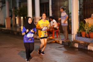 BIB: 3150, 3525
                            <button type="button" onclick="openModal(26239977)" class="btn btn-primary btn-sm float-right btn-popup" data-toggle="modal" data-target=".modal-high-quality">
                        <i class="fas fa-shopping-cart"></i> Add to Cart
                    </button>
                                            <button type="button" onclick="isThisMe(26239977, true)" class="btn btn-success btn-sm float-right btn-popup btn-isme hidden" data-toggle="tooltip" data-placement="bottom" title="นี่คือรูปของคุณใช่ไหม คลิกที่นี่เพื่อเอาเข้าอัลบั้ม">
                        <i class="fas fa-plus"></i> Add to album
                    </button>
                    <button type="button" onclick="isThisMe(26239977, false)" class="btn btn-warning btn-sm float-right btn-popup btn-isnotme hidden">
                        <i class="fas fa-ban"></i> Remove from album
                    </button>