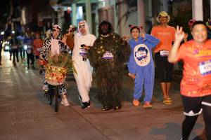 BIB: 3966, 3239, 3932
                            <button type="button" onclick="openModal(26246882)" class="btn btn-primary btn-sm float-right btn-popup" data-toggle="modal" data-target=".modal-high-quality">
                        <i class="fas fa-shopping-cart"></i> Add to Cart
                    </button>
                                            <button type="button" onclick="isThisMe(26246882, true)" class="btn btn-success btn-sm float-right btn-popup btn-isme hidden" data-toggle="tooltip" data-placement="bottom" title="นี่คือรูปของคุณใช่ไหม คลิกที่นี่เพื่อเอาเข้าอัลบั้ม">
                        <i class="fas fa-plus"></i> Add to album
                    </button>
                    <button type="button" onclick="isThisMe(26246882, false)" class="btn btn-warning btn-sm float-right btn-popup btn-isnotme hidden">
                        <i class="fas fa-ban"></i> Remove from album
                    </button>