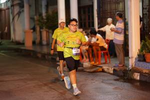 BIB: 4186
                            <button type="button" onclick="openModal(26237497)" class="btn btn-primary btn-sm float-right btn-popup" data-toggle="modal" data-target=".modal-high-quality">
                        <i class="fas fa-shopping-cart"></i> Add to Cart
                    </button>
                                            <button type="button" onclick="isThisMe(26237497, true)" class="btn btn-success btn-sm float-right btn-popup btn-isme hidden" data-toggle="tooltip" data-placement="bottom" title="นี่คือรูปของคุณใช่ไหม คลิกที่นี่เพื่อเอาเข้าอัลบั้ม">
                        <i class="fas fa-plus"></i> Add to album
                    </button>
                    <button type="button" onclick="isThisMe(26237497, false)" class="btn btn-warning btn-sm float-right btn-popup btn-isnotme hidden">
                        <i class="fas fa-ban"></i> Remove from album
                    </button>