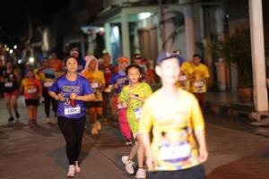 BIB: 3324
                            <button type="button" onclick="openModal(26243786)" class="btn btn-primary btn-sm float-right btn-popup" data-toggle="modal" data-target=".modal-high-quality">
                        <i class="fas fa-shopping-cart"></i> Add to Cart
                    </button>
                                            <button type="button" onclick="isThisMe(26243786, true)" class="btn btn-success btn-sm float-right btn-popup btn-isme hidden" data-toggle="tooltip" data-placement="bottom" title="นี่คือรูปของคุณใช่ไหม คลิกที่นี่เพื่อเอาเข้าอัลบั้ม">
                        <i class="fas fa-plus"></i> Add to album
                    </button>
                    <button type="button" onclick="isThisMe(26243786, false)" class="btn btn-warning btn-sm float-right btn-popup btn-isnotme hidden">
                        <i class="fas fa-ban"></i> Remove from album
                    </button>