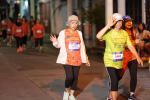 BIB: 3472, 3445
                            <button type="button" onclick="openModal(26245915)" class="btn btn-primary btn-sm float-right btn-popup" data-toggle="modal" data-target=".modal-high-quality">
                        <i class="fas fa-shopping-cart"></i> Add to Cart
                    </button>
                                            <button type="button" onclick="isThisMe(26245915, true)" class="btn btn-success btn-sm float-right btn-popup btn-isme hidden" data-toggle="tooltip" data-placement="bottom" title="นี่คือรูปของคุณใช่ไหม คลิกที่นี่เพื่อเอาเข้าอัลบั้ม">
                        <i class="fas fa-plus"></i> Add to album
                    </button>
                    <button type="button" onclick="isThisMe(26245915, false)" class="btn btn-warning btn-sm float-right btn-popup btn-isnotme hidden">
                        <i class="fas fa-ban"></i> Remove from album
                    </button>