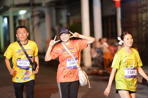 BIB: 4932, 348, 3283
                            <button type="button" onclick="openModal(26245416)" class="btn btn-primary btn-sm float-right btn-popup" data-toggle="modal" data-target=".modal-high-quality">
                        <i class="fas fa-shopping-cart"></i> Add to Cart
                    </button>
                                            <button type="button" onclick="isThisMe(26245416, true)" class="btn btn-success btn-sm float-right btn-popup btn-isme hidden" data-toggle="tooltip" data-placement="bottom" title="นี่คือรูปของคุณใช่ไหม คลิกที่นี่เพื่อเอาเข้าอัลบั้ม">
                        <i class="fas fa-plus"></i> Add to album
                    </button>
                    <button type="button" onclick="isThisMe(26245416, false)" class="btn btn-warning btn-sm float-right btn-popup btn-isnotme hidden">
                        <i class="fas fa-ban"></i> Remove from album
                    </button>