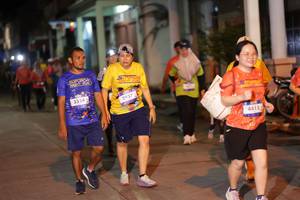 BIB: 3334, 3937, 4415
                            <button type="button" onclick="openModal(26246023)" class="btn btn-primary btn-sm float-right btn-popup" data-toggle="modal" data-target=".modal-high-quality">
                        <i class="fas fa-shopping-cart"></i> Add to Cart
                    </button>
                                            <button type="button" onclick="isThisMe(26246023, true)" class="btn btn-success btn-sm float-right btn-popup btn-isme hidden" data-toggle="tooltip" data-placement="bottom" title="นี่คือรูปของคุณใช่ไหม คลิกที่นี่เพื่อเอาเข้าอัลบั้ม">
                        <i class="fas fa-plus"></i> Add to album
                    </button>
                    <button type="button" onclick="isThisMe(26246023, false)" class="btn btn-warning btn-sm float-right btn-popup btn-isnotme hidden">
                        <i class="fas fa-ban"></i> Remove from album
                    </button>