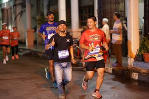 BIB: 3791, 189
                            <button type="button" onclick="openModal(26237389)" class="btn btn-primary btn-sm float-right btn-popup" data-toggle="modal" data-target=".modal-high-quality">
                        <i class="fas fa-shopping-cart"></i> Add to Cart
                    </button>
                                            <button type="button" onclick="isThisMe(26237389, true)" class="btn btn-success btn-sm float-right btn-popup btn-isme hidden" data-toggle="tooltip" data-placement="bottom" title="นี่คือรูปของคุณใช่ไหม คลิกที่นี่เพื่อเอาเข้าอัลบั้ม">
                        <i class="fas fa-plus"></i> Add to album
                    </button>
                    <button type="button" onclick="isThisMe(26237389, false)" class="btn btn-warning btn-sm float-right btn-popup btn-isnotme hidden">
                        <i class="fas fa-ban"></i> Remove from album
                    </button>