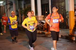 BIB: 4466, 4445
                            <button type="button" onclick="openModal(26243598)" class="btn btn-primary btn-sm float-right btn-popup" data-toggle="modal" data-target=".modal-high-quality">
                        <i class="fas fa-shopping-cart"></i> Add to Cart
                    </button>
                                            <button type="button" onclick="isThisMe(26243598, true)" class="btn btn-success btn-sm float-right btn-popup btn-isme hidden" data-toggle="tooltip" data-placement="bottom" title="นี่คือรูปของคุณใช่ไหม คลิกที่นี่เพื่อเอาเข้าอัลบั้ม">
                        <i class="fas fa-plus"></i> Add to album
                    </button>
                    <button type="button" onclick="isThisMe(26243598, false)" class="btn btn-warning btn-sm float-right btn-popup btn-isnotme hidden">
                        <i class="fas fa-ban"></i> Remove from album
                    </button>