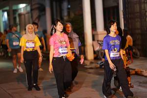 BIB: 4831, 4742, 4560
                            <button type="button" onclick="openModal(26248362)" class="btn btn-primary btn-sm float-right btn-popup" data-toggle="modal" data-target=".modal-high-quality">
                        <i class="fas fa-shopping-cart"></i> Add to Cart
                    </button>
                                            <button type="button" onclick="isThisMe(26248362, true)" class="btn btn-success btn-sm float-right btn-popup btn-isme hidden" data-toggle="tooltip" data-placement="bottom" title="นี่คือรูปของคุณใช่ไหม คลิกที่นี่เพื่อเอาเข้าอัลบั้ม">
                        <i class="fas fa-plus"></i> Add to album
                    </button>
                    <button type="button" onclick="isThisMe(26248362, false)" class="btn btn-warning btn-sm float-right btn-popup btn-isnotme hidden">
                        <i class="fas fa-ban"></i> Remove from album
                    </button>