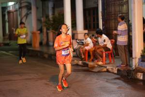 BIB: 3534
                            <button type="button" onclick="openModal(26239521)" class="btn btn-primary btn-sm float-right btn-popup" data-toggle="modal" data-target=".modal-high-quality">
                        <i class="fas fa-shopping-cart"></i> Add to Cart
                    </button>
                                            <button type="button" onclick="isThisMe(26239521, true)" class="btn btn-success btn-sm float-right btn-popup btn-isme hidden" data-toggle="tooltip" data-placement="bottom" title="นี่คือรูปของคุณใช่ไหม คลิกที่นี่เพื่อเอาเข้าอัลบั้ม">
                        <i class="fas fa-plus"></i> Add to album
                    </button>
                    <button type="button" onclick="isThisMe(26239521, false)" class="btn btn-warning btn-sm float-right btn-popup btn-isnotme hidden">
                        <i class="fas fa-ban"></i> Remove from album
                    </button>