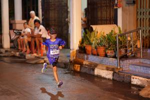 BIB: 4576
                            <button type="button" onclick="openModal(26237104)" class="btn btn-primary btn-sm float-right btn-popup" data-toggle="modal" data-target=".modal-high-quality">
                        <i class="fas fa-shopping-cart"></i> Add to Cart
                    </button>
                                            <button type="button" onclick="isThisMe(26237104, true)" class="btn btn-success btn-sm float-right btn-popup btn-isme hidden" data-toggle="tooltip" data-placement="bottom" title="นี่คือรูปของคุณใช่ไหม คลิกที่นี่เพื่อเอาเข้าอัลบั้ม">
                        <i class="fas fa-plus"></i> Add to album
                    </button>
                    <button type="button" onclick="isThisMe(26237104, false)" class="btn btn-warning btn-sm float-right btn-popup btn-isnotme hidden">
                        <i class="fas fa-ban"></i> Remove from album
                    </button>