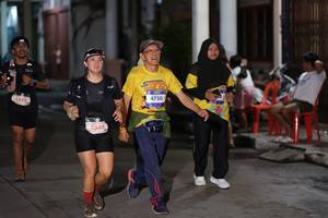 BIB: 5479, 5335, 4750
                            <button type="button" onclick="openModal(26247275)" class="btn btn-primary btn-sm float-right btn-popup" data-toggle="modal" data-target=".modal-high-quality">
                        <i class="fas fa-shopping-cart"></i> Add to Cart
                    </button>
                                            <button type="button" onclick="isThisMe(26247275, true)" class="btn btn-success btn-sm float-right btn-popup btn-isme hidden" data-toggle="tooltip" data-placement="bottom" title="นี่คือรูปของคุณใช่ไหม คลิกที่นี่เพื่อเอาเข้าอัลบั้ม">
                        <i class="fas fa-plus"></i> Add to album
                    </button>
                    <button type="button" onclick="isThisMe(26247275, false)" class="btn btn-warning btn-sm float-right btn-popup btn-isnotme hidden">
                        <i class="fas fa-ban"></i> Remove from album
                    </button>