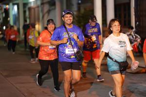 BIB: 406
                            <button type="button" onclick="openModal(26249336)" class="btn btn-primary btn-sm float-right btn-popup" data-toggle="modal" data-target=".modal-high-quality">
                        <i class="fas fa-shopping-cart"></i> Add to Cart
                    </button>
                                            <button type="button" onclick="isThisMe(26249336, true)" class="btn btn-success btn-sm float-right btn-popup btn-isme hidden" data-toggle="tooltip" data-placement="bottom" title="นี่คือรูปของคุณใช่ไหม คลิกที่นี่เพื่อเอาเข้าอัลบั้ม">
                        <i class="fas fa-plus"></i> Add to album
                    </button>
                    <button type="button" onclick="isThisMe(26249336, false)" class="btn btn-warning btn-sm float-right btn-popup btn-isnotme hidden">
                        <i class="fas fa-ban"></i> Remove from album
                    </button>