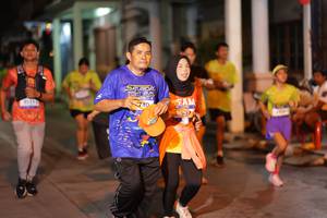 BIB: 740
                            <button type="button" onclick="openModal(26240178)" class="btn btn-primary btn-sm float-right btn-popup" data-toggle="modal" data-target=".modal-high-quality">
                        <i class="fas fa-shopping-cart"></i> Add to Cart
                    </button>
                                            <button type="button" onclick="isThisMe(26240178, true)" class="btn btn-success btn-sm float-right btn-popup btn-isme hidden" data-toggle="tooltip" data-placement="bottom" title="นี่คือรูปของคุณใช่ไหม คลิกที่นี่เพื่อเอาเข้าอัลบั้ม">
                        <i class="fas fa-plus"></i> Add to album
                    </button>
                    <button type="button" onclick="isThisMe(26240178, false)" class="btn btn-warning btn-sm float-right btn-popup btn-isnotme hidden">
                        <i class="fas fa-ban"></i> Remove from album
                    </button>