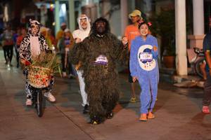 BIB: 32391, 3966
                            <button type="button" onclick="openModal(26246973)" class="btn btn-primary btn-sm float-right btn-popup" data-toggle="modal" data-target=".modal-high-quality">
                        <i class="fas fa-shopping-cart"></i> Add to Cart
                    </button>
                                            <button type="button" onclick="isThisMe(26246973, true)" class="btn btn-success btn-sm float-right btn-popup btn-isme hidden" data-toggle="tooltip" data-placement="bottom" title="นี่คือรูปของคุณใช่ไหม คลิกที่นี่เพื่อเอาเข้าอัลบั้ม">
                        <i class="fas fa-plus"></i> Add to album
                    </button>
                    <button type="button" onclick="isThisMe(26246973, false)" class="btn btn-warning btn-sm float-right btn-popup btn-isnotme hidden">
                        <i class="fas fa-ban"></i> Remove from album
                    </button>