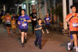 BIB: 3650, 3835
                            <button type="button" onclick="openModal(26241123)" class="btn btn-primary btn-sm float-right btn-popup" data-toggle="modal" data-target=".modal-high-quality">
                        <i class="fas fa-shopping-cart"></i> Add to Cart
                    </button>
                                            <button type="button" onclick="isThisMe(26241123, true)" class="btn btn-success btn-sm float-right btn-popup btn-isme hidden" data-toggle="tooltip" data-placement="bottom" title="นี่คือรูปของคุณใช่ไหม คลิกที่นี่เพื่อเอาเข้าอัลบั้ม">
                        <i class="fas fa-plus"></i> Add to album
                    </button>
                    <button type="button" onclick="isThisMe(26241123, false)" class="btn btn-warning btn-sm float-right btn-popup btn-isnotme hidden">
                        <i class="fas fa-ban"></i> Remove from album
                    </button>