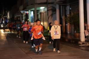 BIB: 462
                            <button type="button" onclick="openModal(26248243)" class="btn btn-primary btn-sm float-right btn-popup" data-toggle="modal" data-target=".modal-high-quality">
                        <i class="fas fa-shopping-cart"></i> Add to Cart
                    </button>
                                            <button type="button" onclick="isThisMe(26248243, true)" class="btn btn-success btn-sm float-right btn-popup btn-isme hidden" data-toggle="tooltip" data-placement="bottom" title="นี่คือรูปของคุณใช่ไหม คลิกที่นี่เพื่อเอาเข้าอัลบั้ม">
                        <i class="fas fa-plus"></i> Add to album
                    </button>
                    <button type="button" onclick="isThisMe(26248243, false)" class="btn btn-warning btn-sm float-right btn-popup btn-isnotme hidden">
                        <i class="fas fa-ban"></i> Remove from album
                    </button>