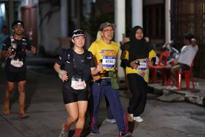 BIB: 5479, 5335, 4750, 084
                            <button type="button" onclick="openModal(26247285)" class="btn btn-primary btn-sm float-right btn-popup" data-toggle="modal" data-target=".modal-high-quality">
                        <i class="fas fa-shopping-cart"></i> Add to Cart
                    </button>
                                            <button type="button" onclick="isThisMe(26247285, true)" class="btn btn-success btn-sm float-right btn-popup btn-isme hidden" data-toggle="tooltip" data-placement="bottom" title="นี่คือรูปของคุณใช่ไหม คลิกที่นี่เพื่อเอาเข้าอัลบั้ม">
                        <i class="fas fa-plus"></i> Add to album
                    </button>
                    <button type="button" onclick="isThisMe(26247285, false)" class="btn btn-warning btn-sm float-right btn-popup btn-isnotme hidden">
                        <i class="fas fa-ban"></i> Remove from album
                    </button>