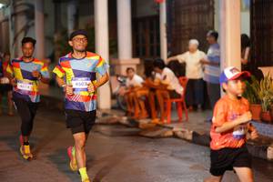 BIB: 4614, 460
                            <button type="button" onclick="openModal(26236922)" class="btn btn-primary btn-sm float-right btn-popup" data-toggle="modal" data-target=".modal-high-quality">
                        <i class="fas fa-shopping-cart"></i> Add to Cart
                    </button>
                                            <button type="button" onclick="isThisMe(26236922, true)" class="btn btn-success btn-sm float-right btn-popup btn-isme hidden" data-toggle="tooltip" data-placement="bottom" title="นี่คือรูปของคุณใช่ไหม คลิกที่นี่เพื่อเอาเข้าอัลบั้ม">
                        <i class="fas fa-plus"></i> Add to album
                    </button>
                    <button type="button" onclick="isThisMe(26236922, false)" class="btn btn-warning btn-sm float-right btn-popup btn-isnotme hidden">
                        <i class="fas fa-ban"></i> Remove from album
                    </button>