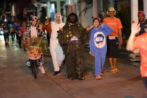 BIB: 3239, 3932, 39324
                            <button type="button" onclick="openModal(26246895)" class="btn btn-primary btn-sm float-right btn-popup" data-toggle="modal" data-target=".modal-high-quality">
                        <i class="fas fa-shopping-cart"></i> Add to Cart
                    </button>
                                            <button type="button" onclick="isThisMe(26246895, true)" class="btn btn-success btn-sm float-right btn-popup btn-isme hidden" data-toggle="tooltip" data-placement="bottom" title="นี่คือรูปของคุณใช่ไหม คลิกที่นี่เพื่อเอาเข้าอัลบั้ม">
                        <i class="fas fa-plus"></i> Add to album
                    </button>
                    <button type="button" onclick="isThisMe(26246895, false)" class="btn btn-warning btn-sm float-right btn-popup btn-isnotme hidden">
                        <i class="fas fa-ban"></i> Remove from album
                    </button>