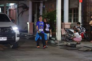 BIB: 1889
                            <button type="button" onclick="openModal(26249761)" class="btn btn-primary btn-sm float-right btn-popup" data-toggle="modal" data-target=".modal-high-quality">
                        <i class="fas fa-shopping-cart"></i> Add to Cart
                    </button>
                                            <button type="button" onclick="isThisMe(26249761, true)" class="btn btn-success btn-sm float-right btn-popup btn-isme hidden" data-toggle="tooltip" data-placement="bottom" title="นี่คือรูปของคุณใช่ไหม คลิกที่นี่เพื่อเอาเข้าอัลบั้ม">
                        <i class="fas fa-plus"></i> Add to album
                    </button>
                    <button type="button" onclick="isThisMe(26249761, false)" class="btn btn-warning btn-sm float-right btn-popup btn-isnotme hidden">
                        <i class="fas fa-ban"></i> Remove from album
                    </button>