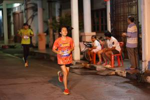 BIB: 353
                            <button type="button" onclick="openModal(26239513)" class="btn btn-primary btn-sm float-right btn-popup" data-toggle="modal" data-target=".modal-high-quality">
                        <i class="fas fa-shopping-cart"></i> Add to Cart
                    </button>
                                            <button type="button" onclick="isThisMe(26239513, true)" class="btn btn-success btn-sm float-right btn-popup btn-isme hidden" data-toggle="tooltip" data-placement="bottom" title="นี่คือรูปของคุณใช่ไหม คลิกที่นี่เพื่อเอาเข้าอัลบั้ม">
                        <i class="fas fa-plus"></i> Add to album
                    </button>
                    <button type="button" onclick="isThisMe(26239513, false)" class="btn btn-warning btn-sm float-right btn-popup btn-isnotme hidden">
                        <i class="fas fa-ban"></i> Remove from album
                    </button>