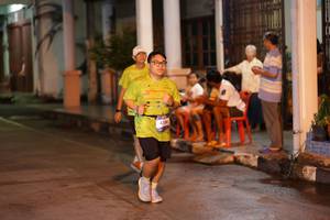 BIB: 418
                            <button type="button" onclick="openModal(26237481)" class="btn btn-primary btn-sm float-right btn-popup" data-toggle="modal" data-target=".modal-high-quality">
                        <i class="fas fa-shopping-cart"></i> Add to Cart
                    </button>
                                            <button type="button" onclick="isThisMe(26237481, true)" class="btn btn-success btn-sm float-right btn-popup btn-isme hidden" data-toggle="tooltip" data-placement="bottom" title="นี่คือรูปของคุณใช่ไหม คลิกที่นี่เพื่อเอาเข้าอัลบั้ม">
                        <i class="fas fa-plus"></i> Add to album
                    </button>
                    <button type="button" onclick="isThisMe(26237481, false)" class="btn btn-warning btn-sm float-right btn-popup btn-isnotme hidden">
                        <i class="fas fa-ban"></i> Remove from album
                    </button>