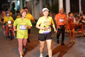 BIB: 3754, 3139
                            <button type="button" onclick="openModal(26240940)" class="btn btn-primary btn-sm float-right btn-popup" data-toggle="modal" data-target=".modal-high-quality">
                        <i class="fas fa-shopping-cart"></i> Add to Cart
                    </button>
                                            <button type="button" onclick="isThisMe(26240940, true)" class="btn btn-success btn-sm float-right btn-popup btn-isme hidden" data-toggle="tooltip" data-placement="bottom" title="นี่คือรูปของคุณใช่ไหม คลิกที่นี่เพื่อเอาเข้าอัลบั้ม">
                        <i class="fas fa-plus"></i> Add to album
                    </button>
                    <button type="button" onclick="isThisMe(26240940, false)" class="btn btn-warning btn-sm float-right btn-popup btn-isnotme hidden">
                        <i class="fas fa-ban"></i> Remove from album
                    </button>