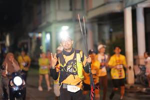 BIB: 5277
                            <button type="button" onclick="openModal(26245232)" class="btn btn-primary btn-sm float-right btn-popup" data-toggle="modal" data-target=".modal-high-quality">
                        <i class="fas fa-shopping-cart"></i> Add to Cart
                    </button>
                                            <button type="button" onclick="isThisMe(26245232, true)" class="btn btn-success btn-sm float-right btn-popup btn-isme hidden" data-toggle="tooltip" data-placement="bottom" title="นี่คือรูปของคุณใช่ไหม คลิกที่นี่เพื่อเอาเข้าอัลบั้ม">
                        <i class="fas fa-plus"></i> Add to album
                    </button>
                    <button type="button" onclick="isThisMe(26245232, false)" class="btn btn-warning btn-sm float-right btn-popup btn-isnotme hidden">
                        <i class="fas fa-ban"></i> Remove from album
                    </button>