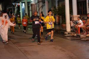 BIB: 3718
                            <button type="button" onclick="openModal(26239674)" class="btn btn-primary btn-sm float-right btn-popup" data-toggle="modal" data-target=".modal-high-quality">
                        <i class="fas fa-shopping-cart"></i> Add to Cart
                    </button>
                                            <button type="button" onclick="isThisMe(26239674, true)" class="btn btn-success btn-sm float-right btn-popup btn-isme hidden" data-toggle="tooltip" data-placement="bottom" title="นี่คือรูปของคุณใช่ไหม คลิกที่นี่เพื่อเอาเข้าอัลบั้ม">
                        <i class="fas fa-plus"></i> Add to album
                    </button>
                    <button type="button" onclick="isThisMe(26239674, false)" class="btn btn-warning btn-sm float-right btn-popup btn-isnotme hidden">
                        <i class="fas fa-ban"></i> Remove from album
                    </button>