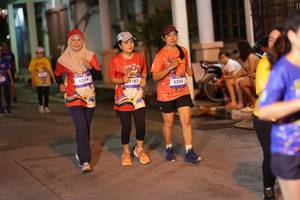 BIB: 4274, 4182, 3348
                            <button type="button" onclick="openModal(26246343)" class="btn btn-primary btn-sm float-right btn-popup" data-toggle="modal" data-target=".modal-high-quality">
                        <i class="fas fa-shopping-cart"></i> Add to Cart
                    </button>
                                            <button type="button" onclick="isThisMe(26246343, true)" class="btn btn-success btn-sm float-right btn-popup btn-isme hidden" data-toggle="tooltip" data-placement="bottom" title="นี่คือรูปของคุณใช่ไหม คลิกที่นี่เพื่อเอาเข้าอัลบั้ม">
                        <i class="fas fa-plus"></i> Add to album
                    </button>
                    <button type="button" onclick="isThisMe(26246343, false)" class="btn btn-warning btn-sm float-right btn-popup btn-isnotme hidden">
                        <i class="fas fa-ban"></i> Remove from album
                    </button>