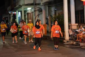 BIB: 4048, 300
                            <button type="button" onclick="openModal(26245951)" class="btn btn-primary btn-sm float-right btn-popup" data-toggle="modal" data-target=".modal-high-quality">
                        <i class="fas fa-shopping-cart"></i> Add to Cart
                    </button>
                                            <button type="button" onclick="isThisMe(26245951, true)" class="btn btn-success btn-sm float-right btn-popup btn-isme hidden" data-toggle="tooltip" data-placement="bottom" title="นี่คือรูปของคุณใช่ไหม คลิกที่นี่เพื่อเอาเข้าอัลบั้ม">
                        <i class="fas fa-plus"></i> Add to album
                    </button>
                    <button type="button" onclick="isThisMe(26245951, false)" class="btn btn-warning btn-sm float-right btn-popup btn-isnotme hidden">
                        <i class="fas fa-ban"></i> Remove from album
                    </button>