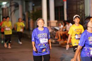 BIB: 4160, 4284
                            <button type="button" onclick="openModal(26245573)" class="btn btn-primary btn-sm float-right btn-popup" data-toggle="modal" data-target=".modal-high-quality">
                        <i class="fas fa-shopping-cart"></i> Add to Cart
                    </button>
                                            <button type="button" onclick="isThisMe(26245573, true)" class="btn btn-success btn-sm float-right btn-popup btn-isme hidden" data-toggle="tooltip" data-placement="bottom" title="นี่คือรูปของคุณใช่ไหม คลิกที่นี่เพื่อเอาเข้าอัลบั้ม">
                        <i class="fas fa-plus"></i> Add to album
                    </button>
                    <button type="button" onclick="isThisMe(26245573, false)" class="btn btn-warning btn-sm float-right btn-popup btn-isnotme hidden">
                        <i class="fas fa-ban"></i> Remove from album
                    </button>