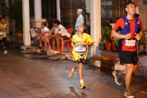 BIB: 3206, 5385
                            <button type="button" onclick="openModal(26236634)" class="btn btn-primary btn-sm float-right btn-popup" data-toggle="modal" data-target=".modal-high-quality">
                        <i class="fas fa-shopping-cart"></i> Add to Cart
                    </button>
                                            <button type="button" onclick="isThisMe(26236634, true)" class="btn btn-success btn-sm float-right btn-popup btn-isme hidden" data-toggle="tooltip" data-placement="bottom" title="นี่คือรูปของคุณใช่ไหม คลิกที่นี่เพื่อเอาเข้าอัลบั้ม">
                        <i class="fas fa-plus"></i> Add to album
                    </button>
                    <button type="button" onclick="isThisMe(26236634, false)" class="btn btn-warning btn-sm float-right btn-popup btn-isnotme hidden">
                        <i class="fas fa-ban"></i> Remove from album
                    </button>