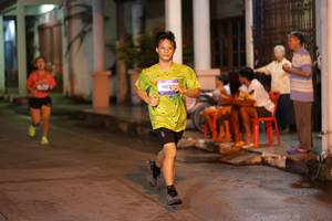 BIB: 402
                            <button type="button" onclick="openModal(26237606)" class="btn btn-primary btn-sm float-right btn-popup" data-toggle="modal" data-target=".modal-high-quality">
                        <i class="fas fa-shopping-cart"></i> Add to Cart
                    </button>
                                            <button type="button" onclick="isThisMe(26237606, true)" class="btn btn-success btn-sm float-right btn-popup btn-isme hidden" data-toggle="tooltip" data-placement="bottom" title="นี่คือรูปของคุณใช่ไหม คลิกที่นี่เพื่อเอาเข้าอัลบั้ม">
                        <i class="fas fa-plus"></i> Add to album
                    </button>
                    <button type="button" onclick="isThisMe(26237606, false)" class="btn btn-warning btn-sm float-right btn-popup btn-isnotme hidden">
                        <i class="fas fa-ban"></i> Remove from album
                    </button>