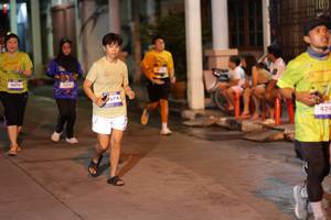 BIB: 4676, 4674, 429
                            <button type="button" onclick="openModal(26241836)" class="btn btn-primary btn-sm float-right btn-popup" data-toggle="modal" data-target=".modal-high-quality">
                        <i class="fas fa-shopping-cart"></i> Add to Cart
                    </button>
                                            <button type="button" onclick="isThisMe(26241836, true)" class="btn btn-success btn-sm float-right btn-popup btn-isme hidden" data-toggle="tooltip" data-placement="bottom" title="นี่คือรูปของคุณใช่ไหม คลิกที่นี่เพื่อเอาเข้าอัลบั้ม">
                        <i class="fas fa-plus"></i> Add to album
                    </button>
                    <button type="button" onclick="isThisMe(26241836, false)" class="btn btn-warning btn-sm float-right btn-popup btn-isnotme hidden">
                        <i class="fas fa-ban"></i> Remove from album
                    </button>