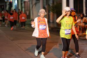 BIB: 3472, 3445
                            <button type="button" onclick="openModal(26245917)" class="btn btn-primary btn-sm float-right btn-popup" data-toggle="modal" data-target=".modal-high-quality">
                        <i class="fas fa-shopping-cart"></i> Add to Cart
                    </button>
                                            <button type="button" onclick="isThisMe(26245917, true)" class="btn btn-success btn-sm float-right btn-popup btn-isme hidden" data-toggle="tooltip" data-placement="bottom" title="นี่คือรูปของคุณใช่ไหม คลิกที่นี่เพื่อเอาเข้าอัลบั้ม">
                        <i class="fas fa-plus"></i> Add to album
                    </button>
                    <button type="button" onclick="isThisMe(26245917, false)" class="btn btn-warning btn-sm float-right btn-popup btn-isnotme hidden">
                        <i class="fas fa-ban"></i> Remove from album
                    </button>